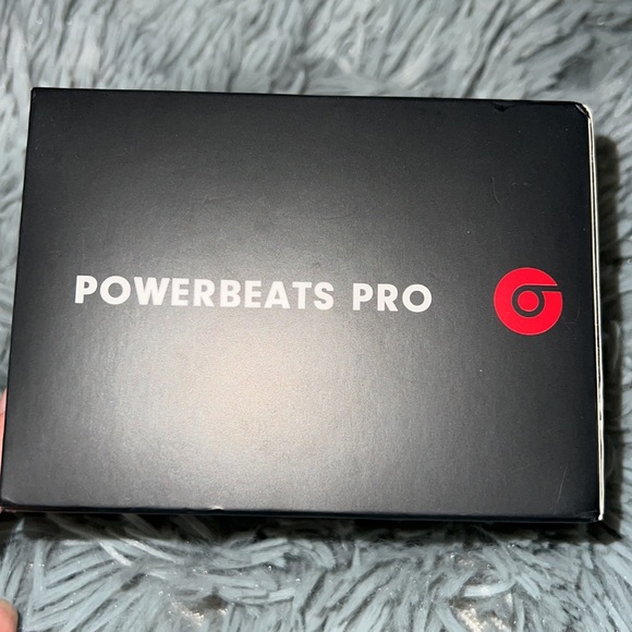 powerbeats Other - Powerbeats pro blue color used like New